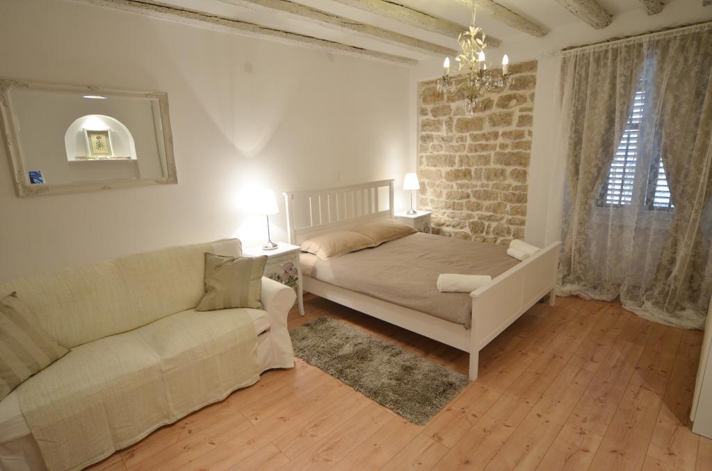 Studios Villa Rossella 4 로비니 객실 사진